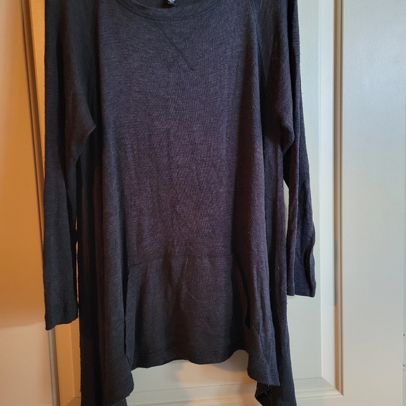 Mossimo Supply Co. Tops - Women's black tunic/Size XXL